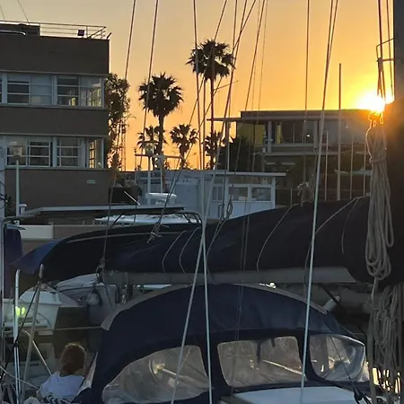 Bådhotel Unique Experience In Sailboat! In The 4 Seasons!! B Shi Valencia