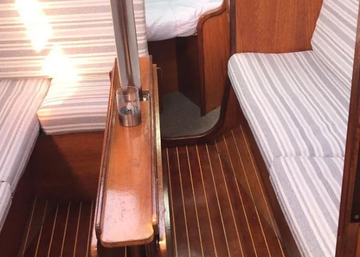 보트호텔 Unique Experience In Sailboat! In The 4 Seasons!! B Shi 발렌시아