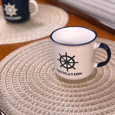 Unique Experience In Sailboat! In The 4 Seasons!! B Shi *