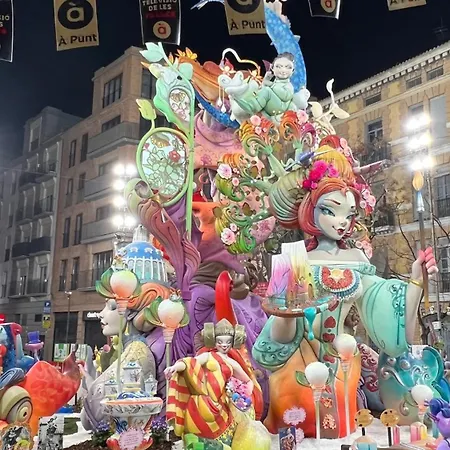 Botel Unique Experience In Sailboat! In The 4 Seasons!! B Shi Valencie